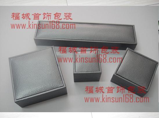 福城直角凸边首饰胶盒--点击浏览大图